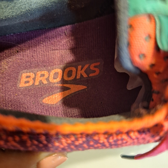 Brooks Levitate 2 Women's Sneakers Shoes. Size 8.5 - Picture 10 of 11